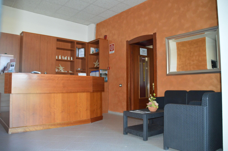 Public Area, Hotel Mercede 2, Latina