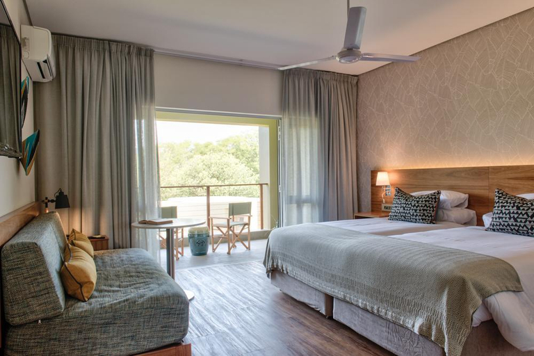 Bedroom 3, Ghost Mountain Inn, Umkhanyakude