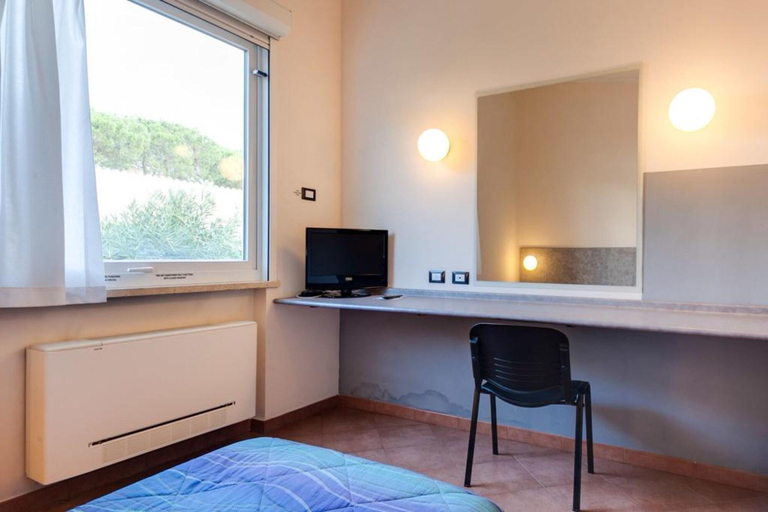 Bedroom 4, Autohotel, Roma