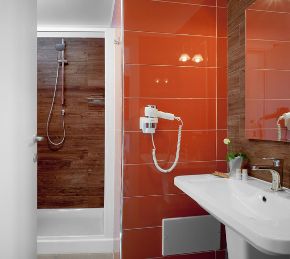Bathroom 4, Hotel Villa Sveva, Cagliari