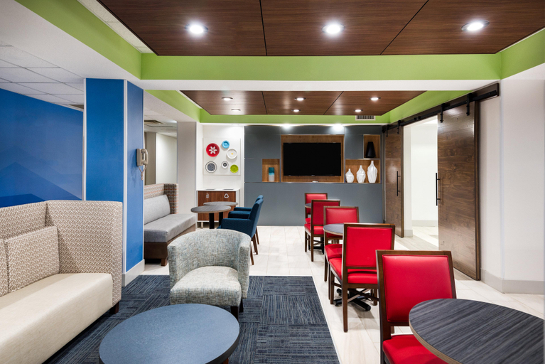 Public Area 5, Holiday Inn Express HILLSVILLE by IHG, Carroll
