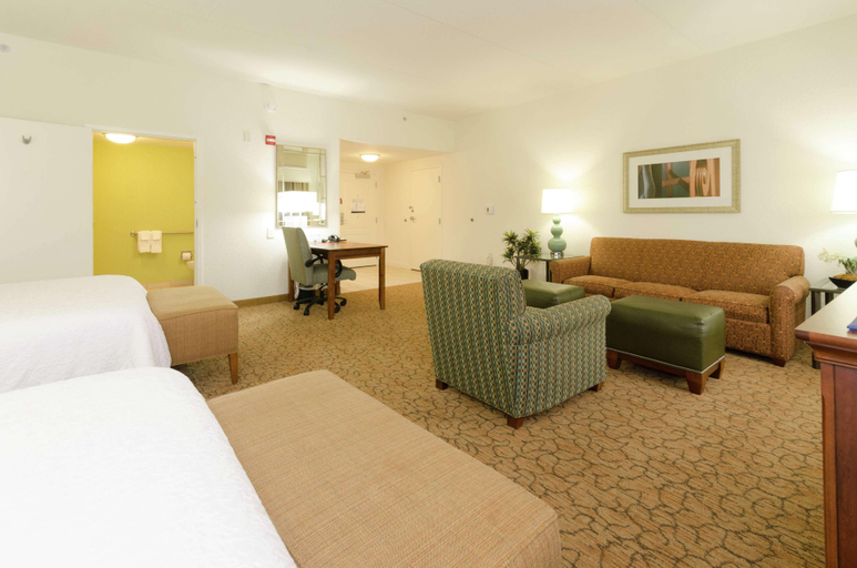 Public Area 3, Hampton Inn Hickory, Catawba