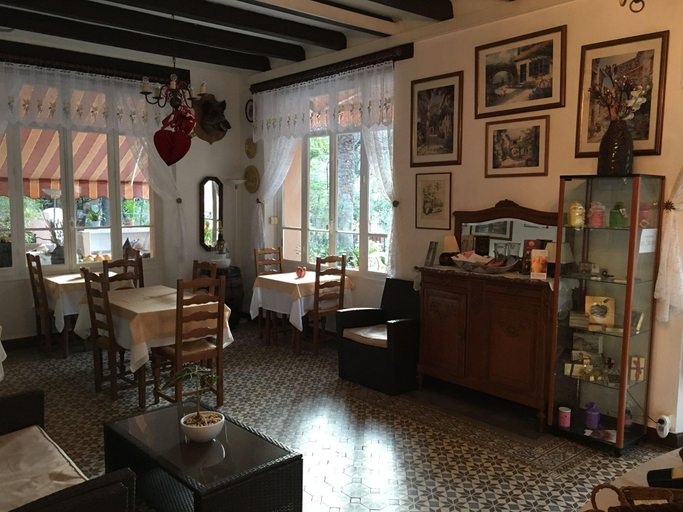 Public Area, Auberge Des Gorges Du Loup, Alpes-Maritimes