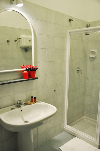 Bathroom 4, L'Approdo di Angelino, Trapani
