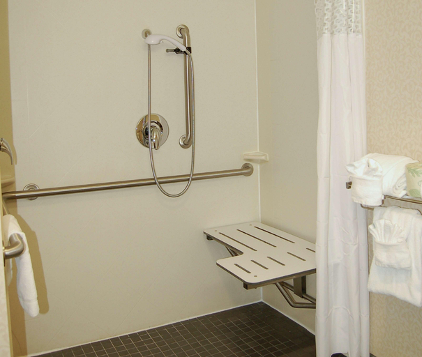 Bathroom 5, Hampton Inn & Suites Charlotte Airport, Mecklenburg