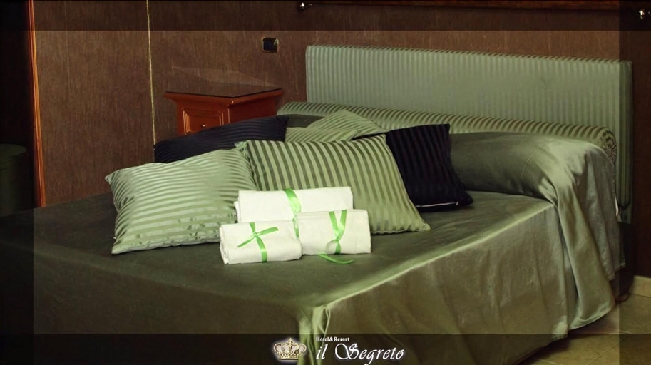 Bedroom 3, Hotel & RESORT BEE QUEEN, Napoli