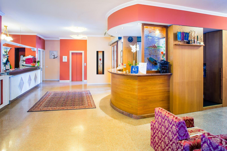 Public Area 2, Hotel Romagna, Verbano-Cusio-Ossola