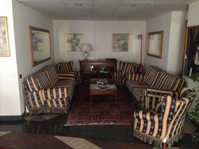 Public Area, Hotel Villa Savoia, Torino