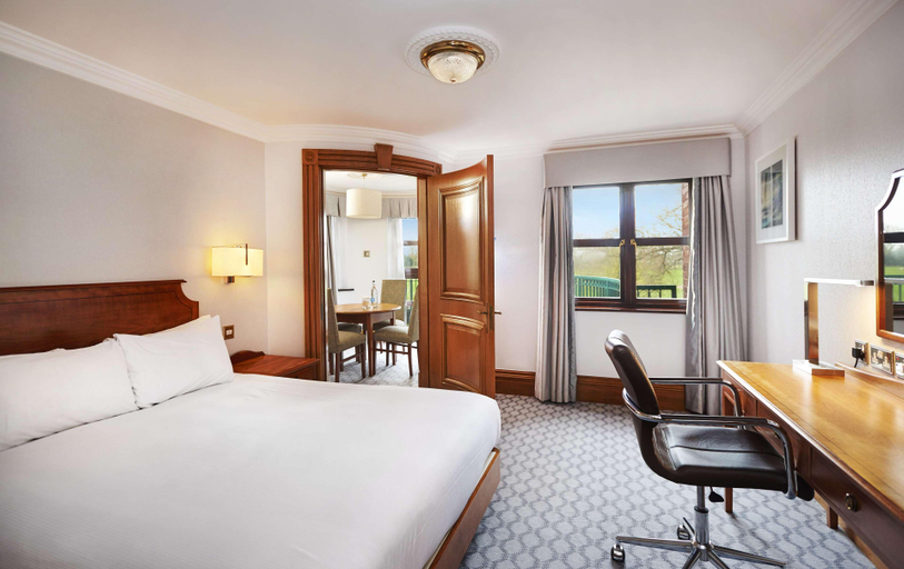 Bedroom 3, Hilton Puckrup Hall Hotel & Golf Course, Gloucestershire