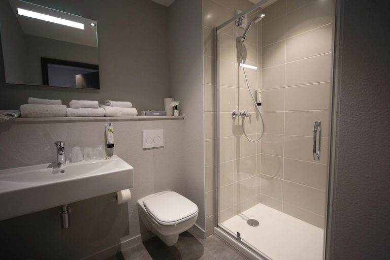 Bathroom 4, Best Western Hotel Fontaine Argent, Doubs