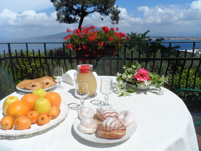 Food & Drinks 5, Ancelle Sorrento, Napoli