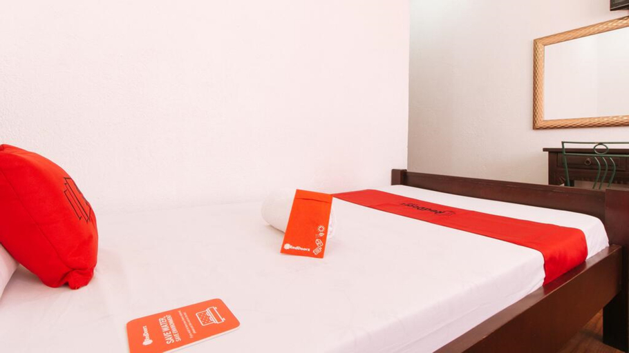 RedDoorz Plus @ New Orleans Auberge Hotel, Tagaytay City