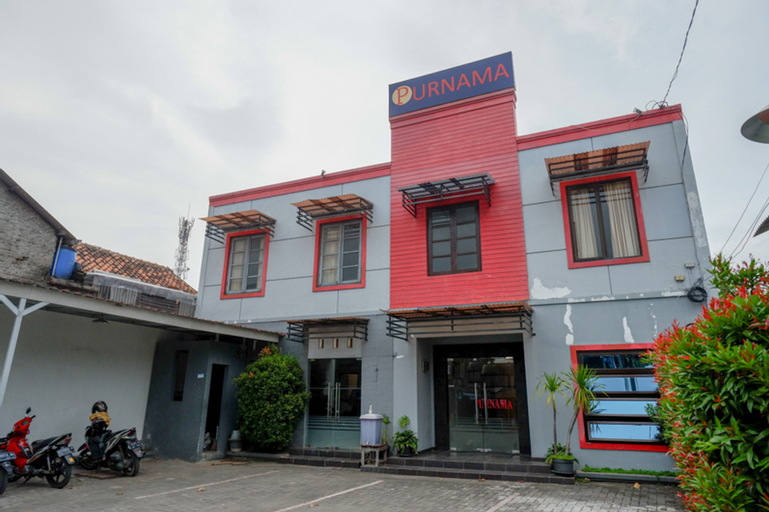 RedDoorz near Wisata Kota Lama Semarang, Semarang