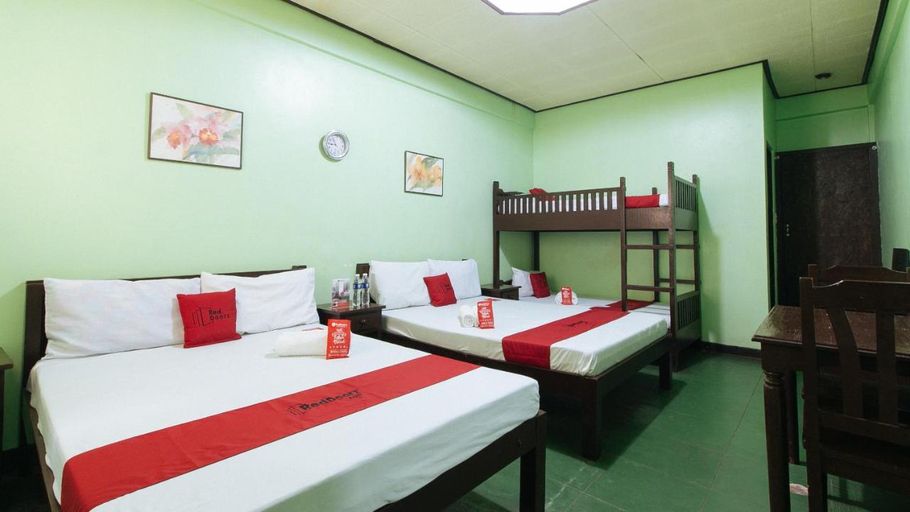 Bedroom 2, RedDoorz @ Gaea's Apartment Panglao, Dauis