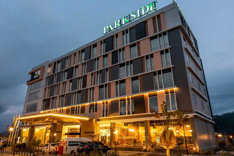 Exterior & Views 1, Parkside Gayo Petro Hotel, Central Aceh