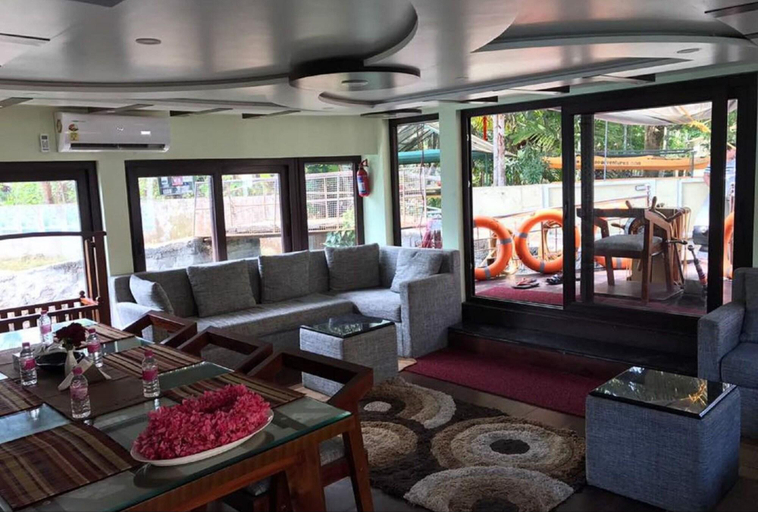 Public Area 2, Indiavacationz Houseboat, Alappuzha