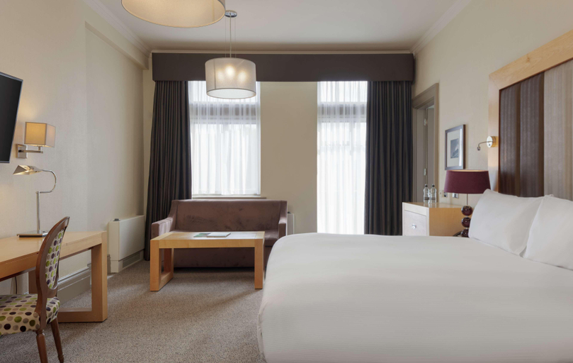 Bedroom 4, Doubletree By Hilton Harrogate Majetic Hotel & Spa, North Yorkshire