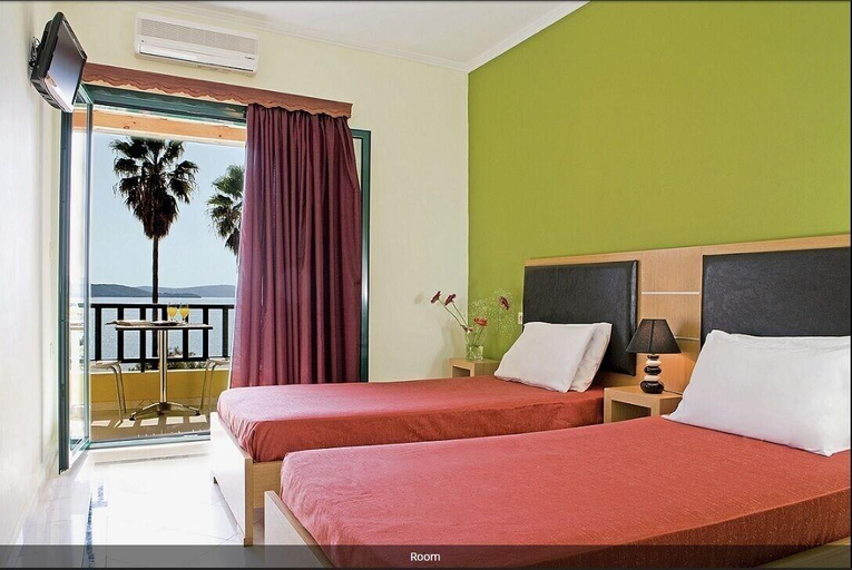 Bedroom 2, Hotel Gregorys, Ionian Islands
