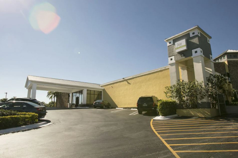 The Inn at Boynton Beach, Palm Beach