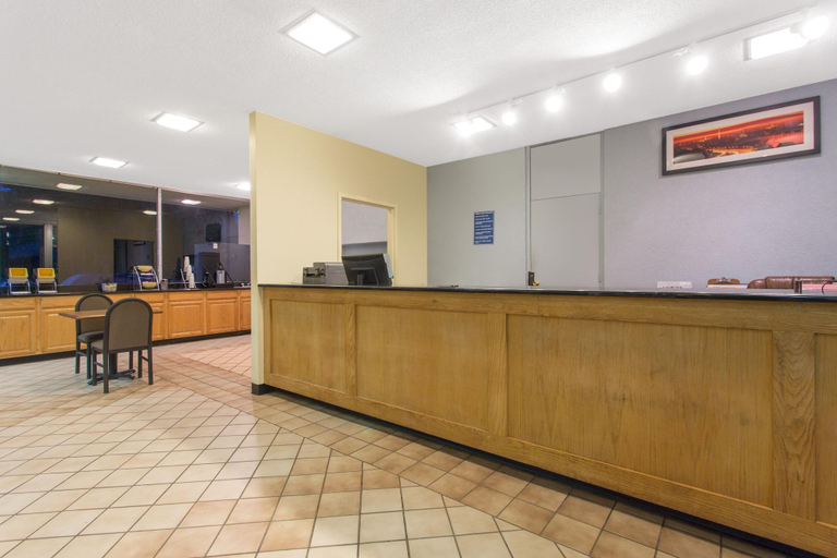 Public Area 3, Garden Inn, Spotsylvania