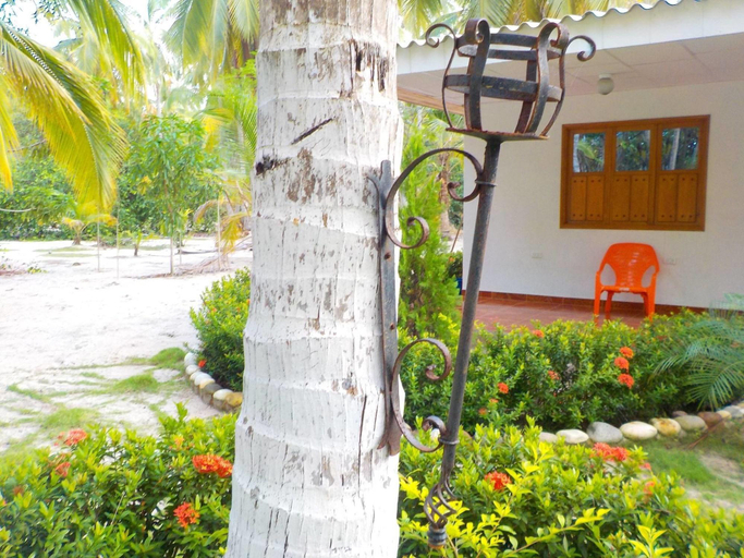 Public Area 3, Playa Mareygua, Santa Marta (Dist. Esp.)