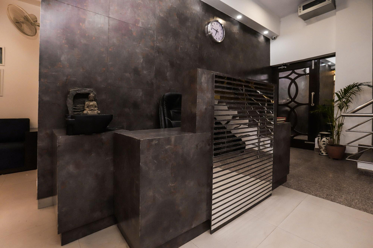 Public Area 5, Hotel Vista, Gautam Buddha Nagar