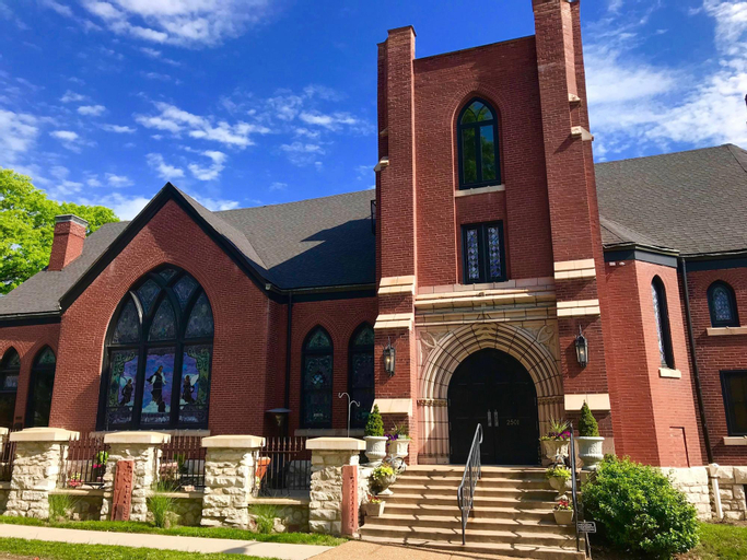 Exterior & Views 1, Gothic Heights Inn, Saint Louis