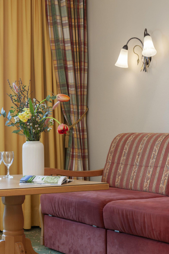 Public Area 2, Hotel Zur Post Rohrdorf, Rosenheim