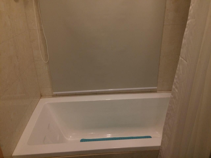 Bathroom, DNG THE GRAND HOTEL, Kanpur Nagar
