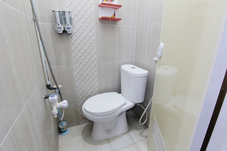 Bathroom 7