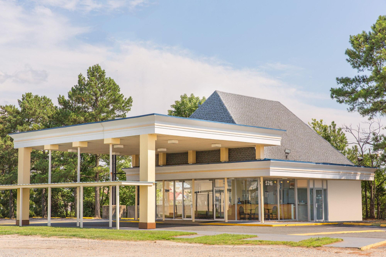 Exterior & Views 2, Garden Inn, Spotsylvania