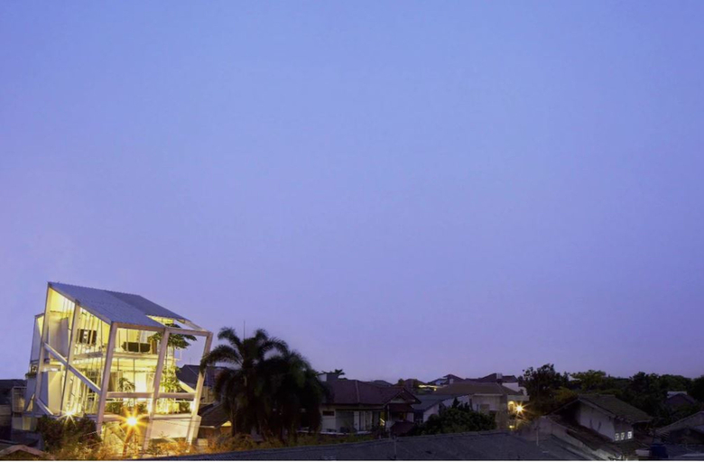 Exterior & Views, Rumah Miring by CGartspace Pondok Indah Jakarta, Jakarta Selatan