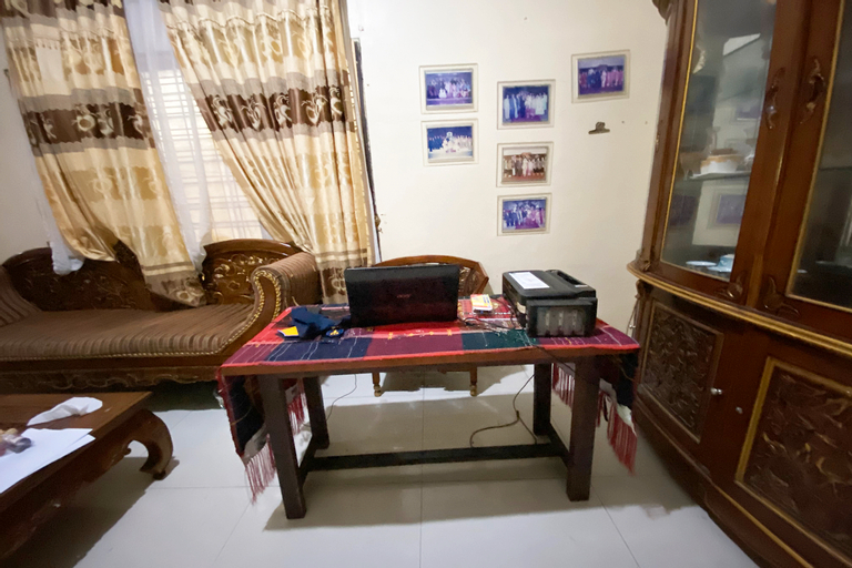 SPOT ON 90435 Rohana Homestay, Medan