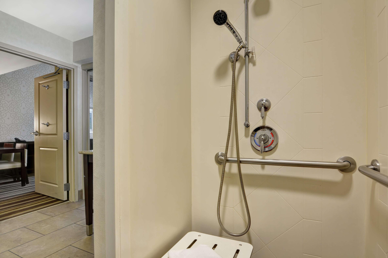 Bathroom 5, Embassy Suites Savannah Airport, Chatham