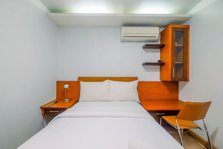 Dining Room 1, Nice and Comfort 2BR Metropark Condominium Apartment By Travelio, Cikarang