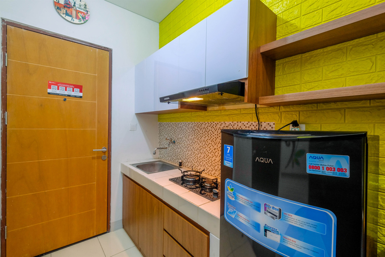 Others 4, Comfort Studio with Bunk Bed at Dave Apartment By Travelio, Depok