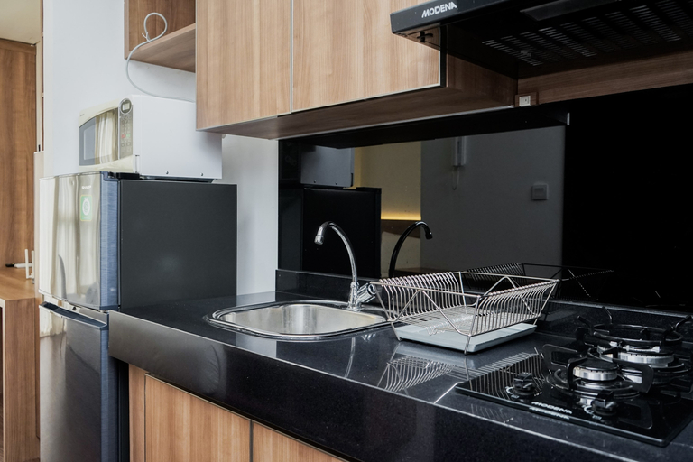 Others 3, Stylish and Comfy Studio at Casa De Parco Apartment By Travelio, Tangerang