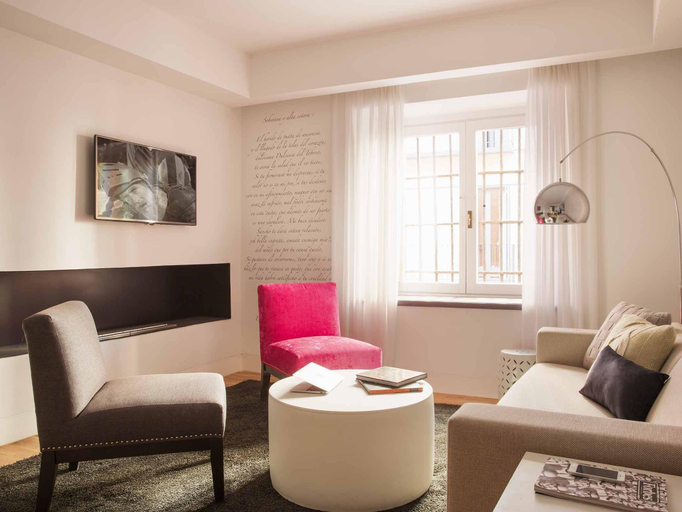 Bedroom 2, Palacio Conde de Miranda Apartment, Madrid