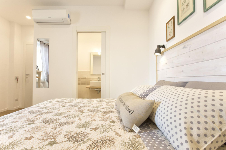 Bedroom 3, Alguer holiday rooms, Sassari
