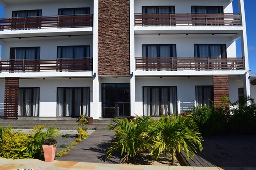 Roi Holiday Stay,