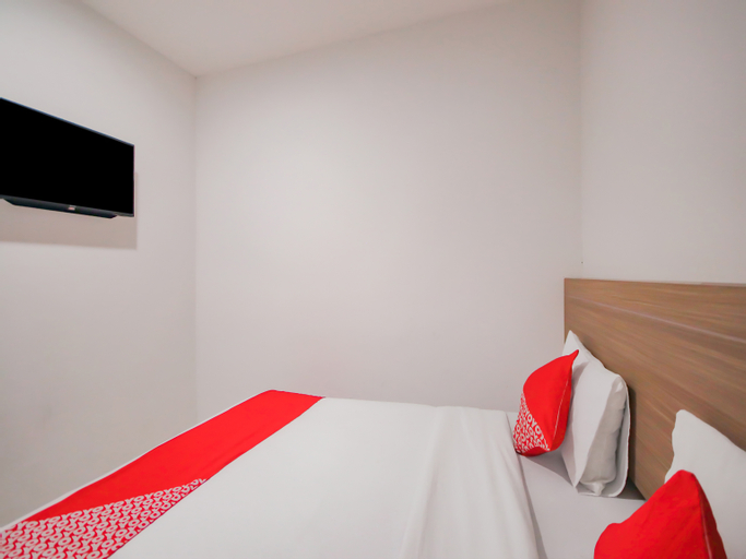 OYO 90306 Mmtc2 Guest House, Medan