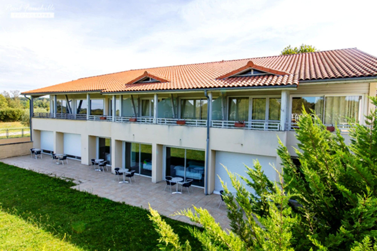 Exterior & Views 2, Hotel restaurant du Casino de Capvern, Hautes-Pyrénées
