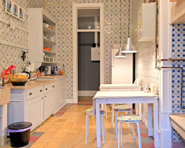 Bedroom 5, Ambiente Hostel Rooms, Lisbon