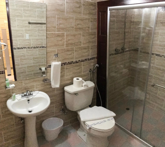 Bathroom 4, Hotel Casa Miller, Panamá