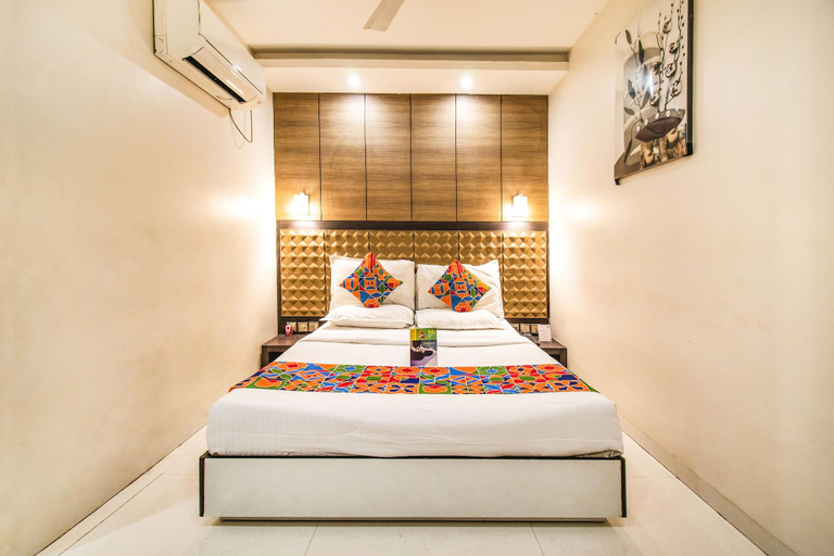 Bedroom 3, FabHotel Kiran Inn Tukoganj, Indore
