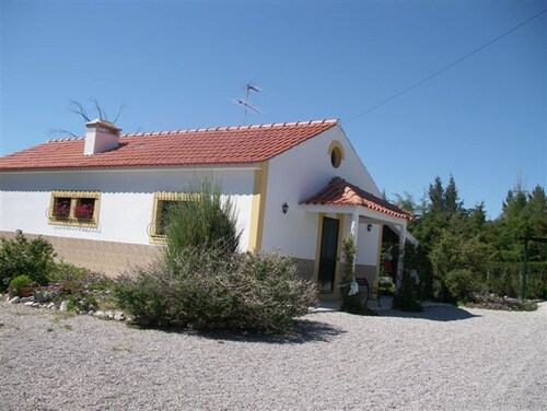 villa with 2 bedrooms in palmela, with private pool, furnished garden and wif..., Palmela