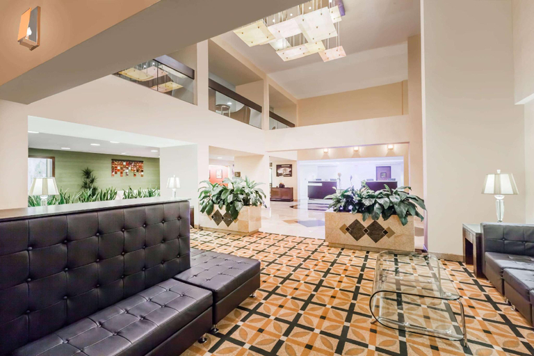 Public Area 2, Wyndham Indianapolis Airport, Indianapolis