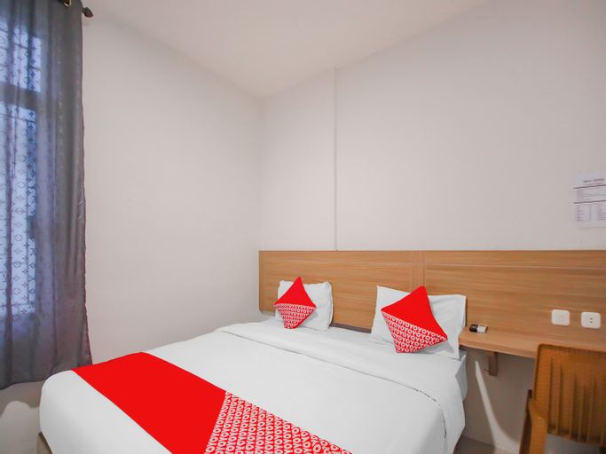 OYO 90306 Mmtc2 Guest House, Medan