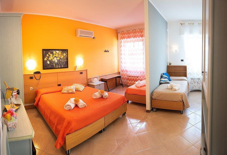 Bedroom 3, SCIUSCIA', Trapani