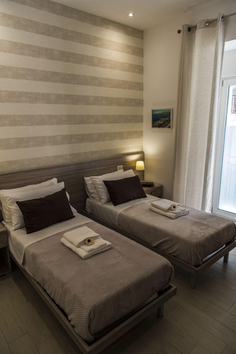 Bedroom 4, lungomare rooms, Napoli